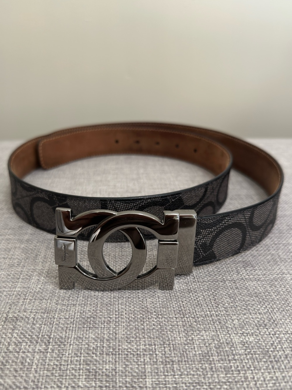 Salvatore Ferragamo Men’s Leather Gancini Belt |Size 38